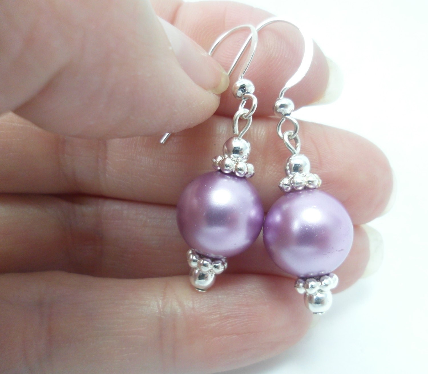Classic Purple Pearl Drop Earrings, Wedding, Bride, bridesmaids jewelry Silver fishook earrings