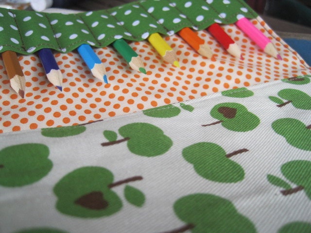 Apples - Children's activity wallet -  - Travel Toy, Quiet Book, girl, boy, children.