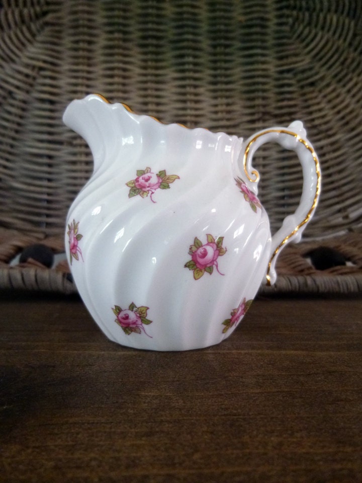 Aynsley England Bone China Miniature Creamer