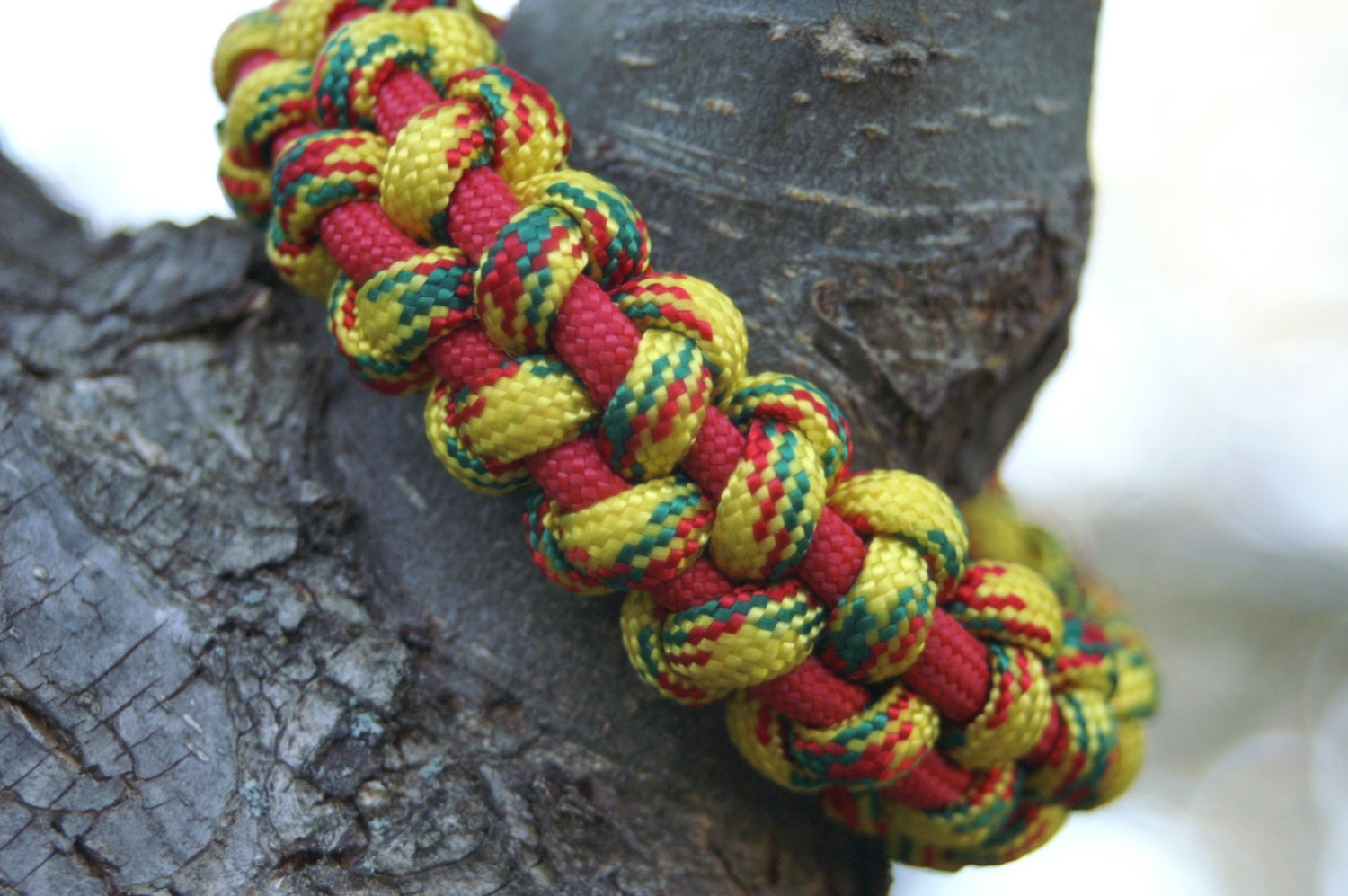 Stitched Solomon Paracord Survival Bracelet - Loop and Diamond Knot Closure