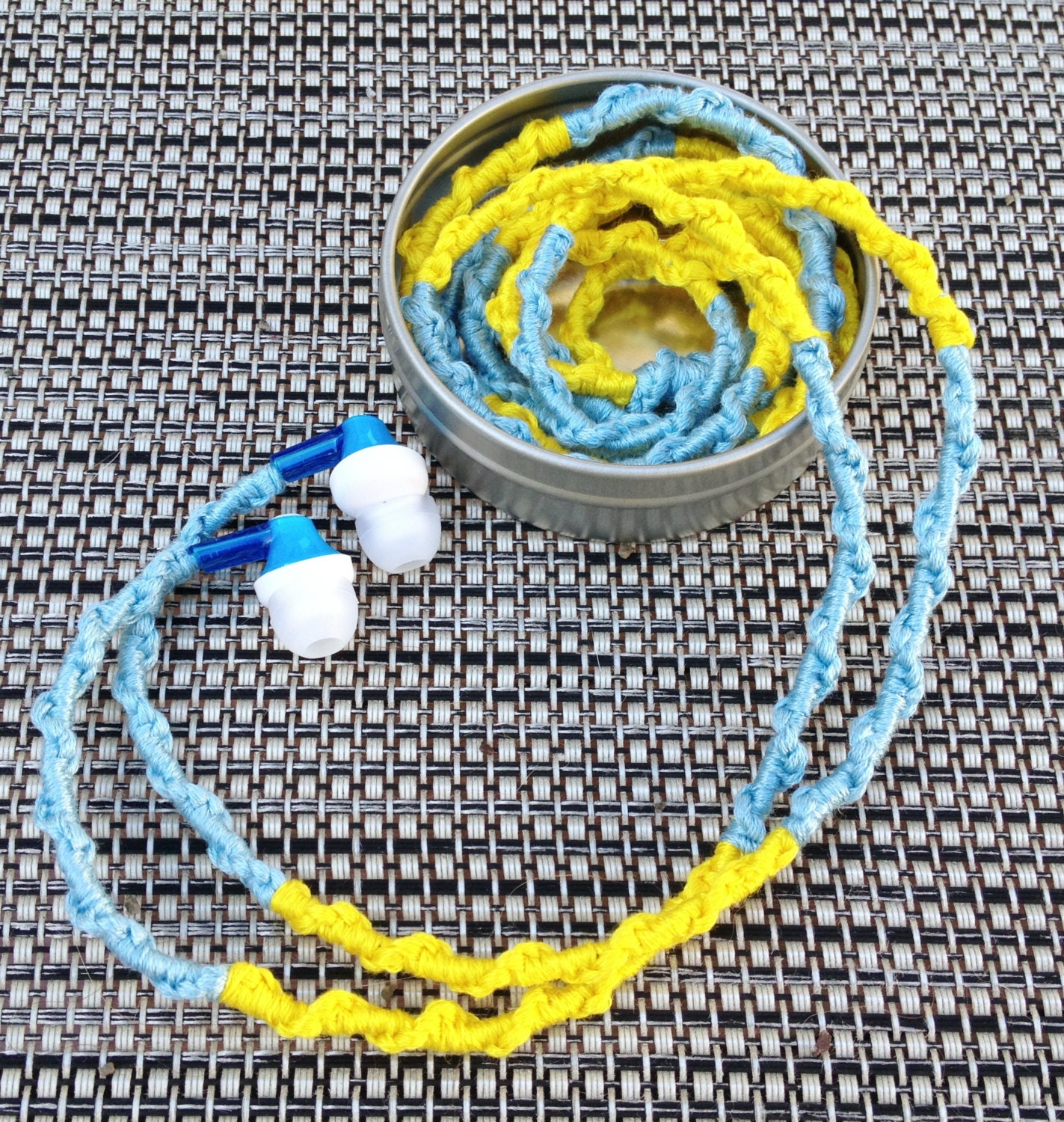 Blue & Gold Solid Threadfones