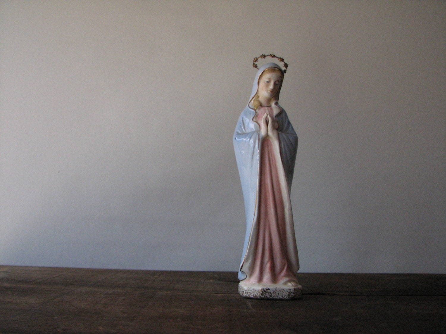 Vintage Religious Mary - BucketTree