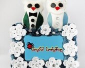 Handmade picture frame, leather white owls, photo frame, decorated with white crochet flower, weddings owl, owl valentine, dressed owls