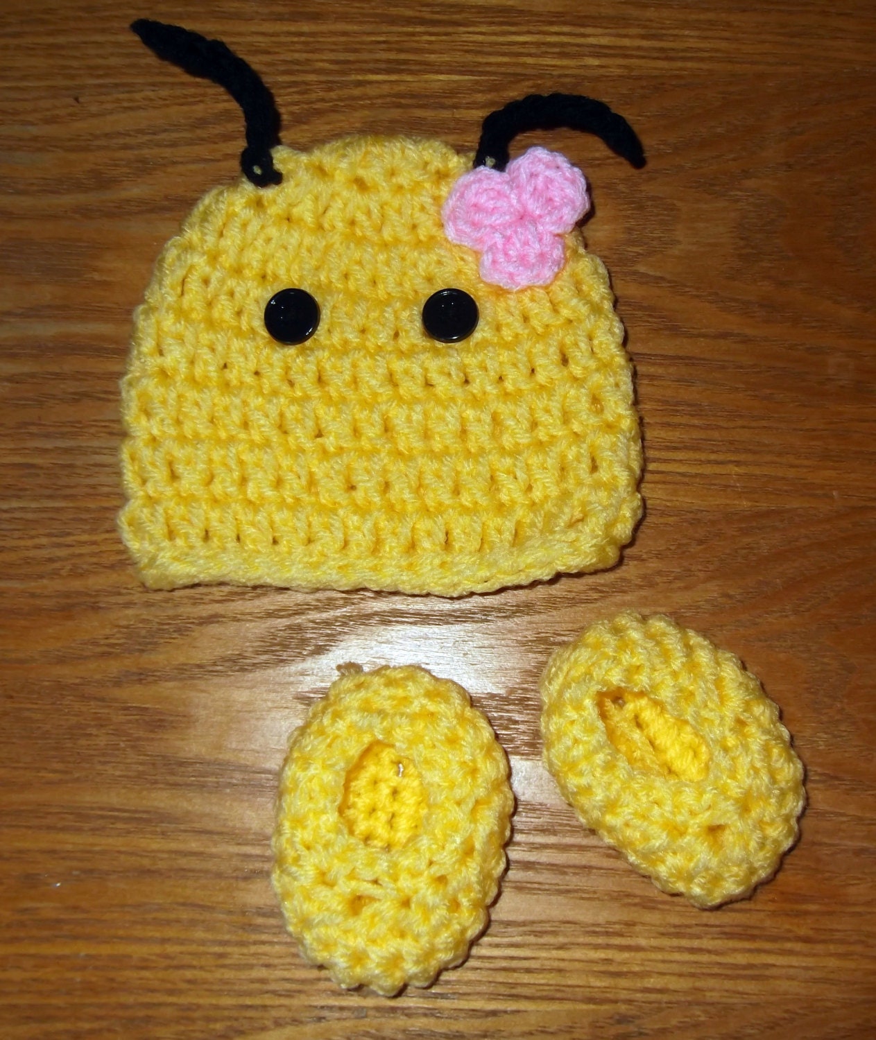 Sophie's Buggaboo Beanie and Booties