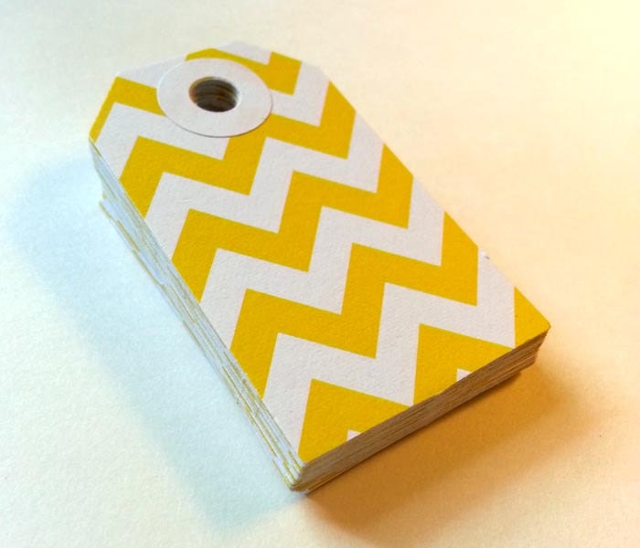 20 Gift Tags -Yellow & White Chevron / Party Favor Tags/ Scrapbooking Tags / Die cuts