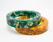 Paradise Shore Blue chunky bangle bracelet with gold leafs