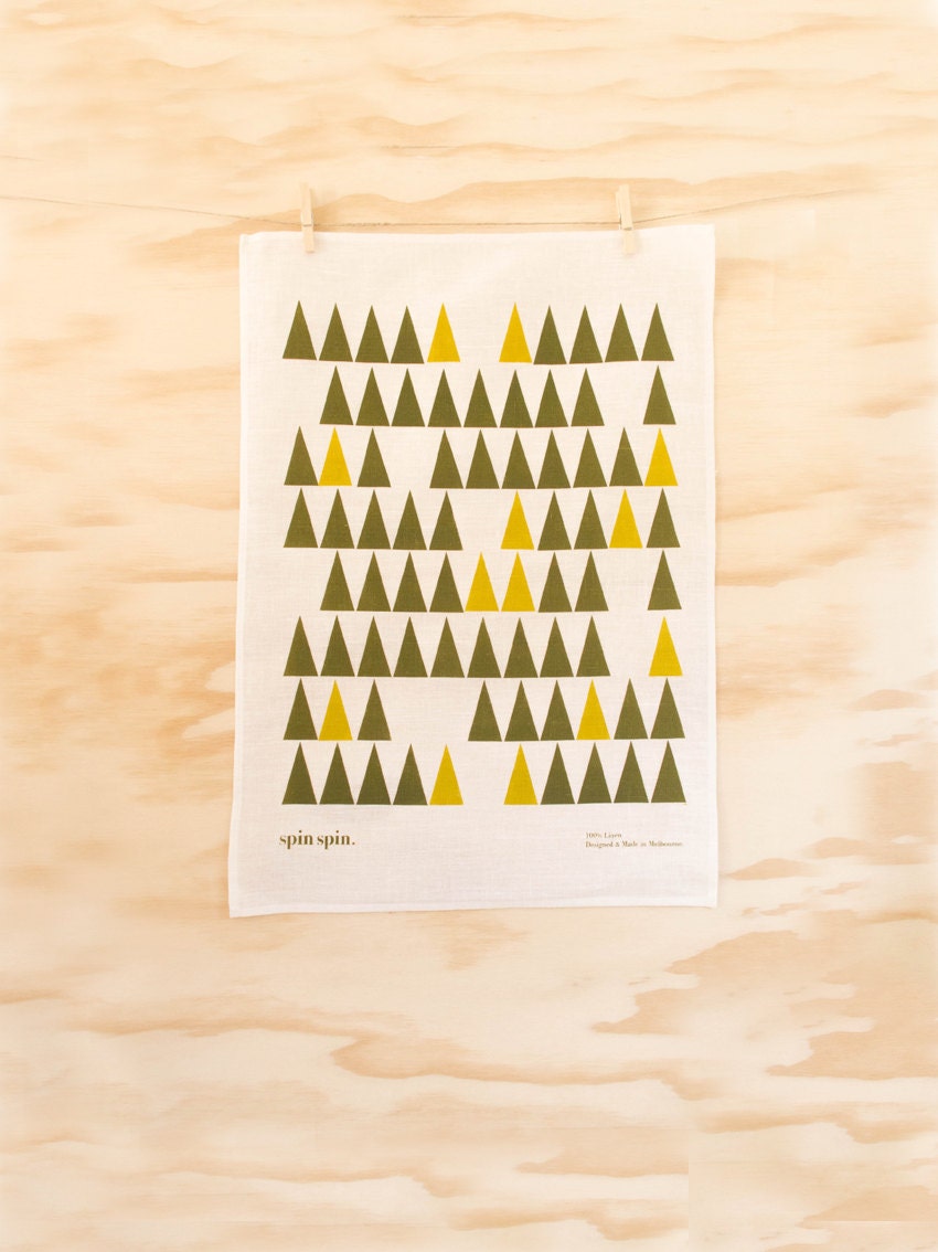 Linen 'Tree Towel' (two-tone green)