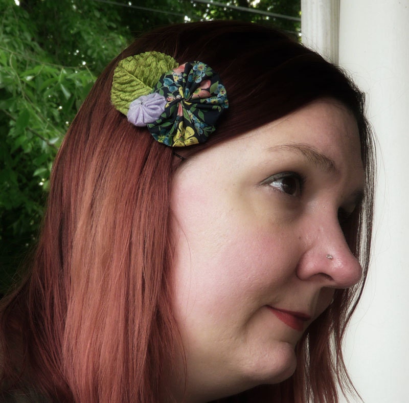 sweet liberty - silk and cotton yo-yo and millinery leaf barrette