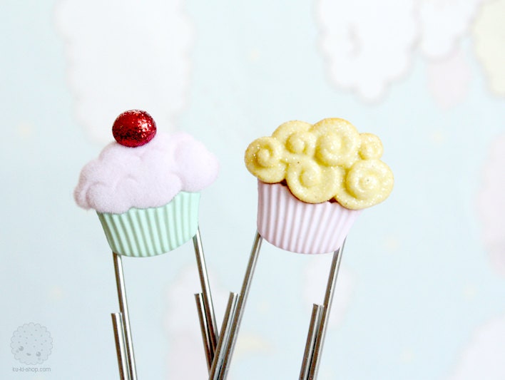 Cupcake Bookmarks - set of 2 kawaii, cute, miniature, food, sweets, novelty, bookmark
