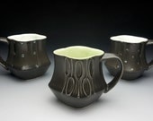 Mug with tree pattern