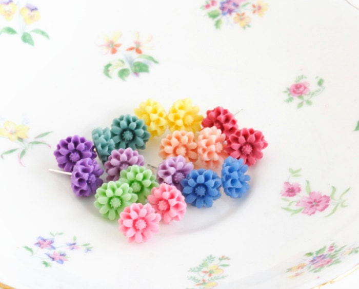 Flower Stud Earrings - Chrysanthemums - Choose Your Color
