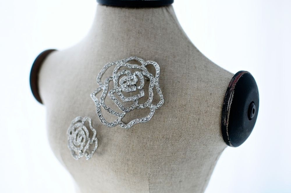 Large Vintage Inspired Sweet Camelia Brooch with Clear Rhinestones