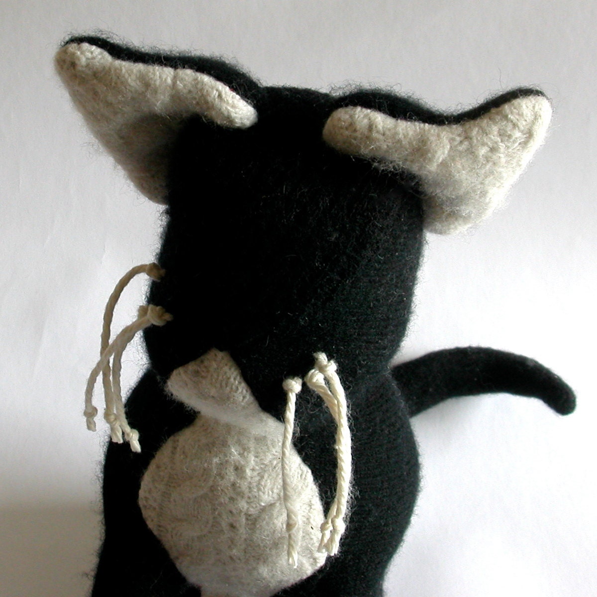 Black and White Cashmere Cat
