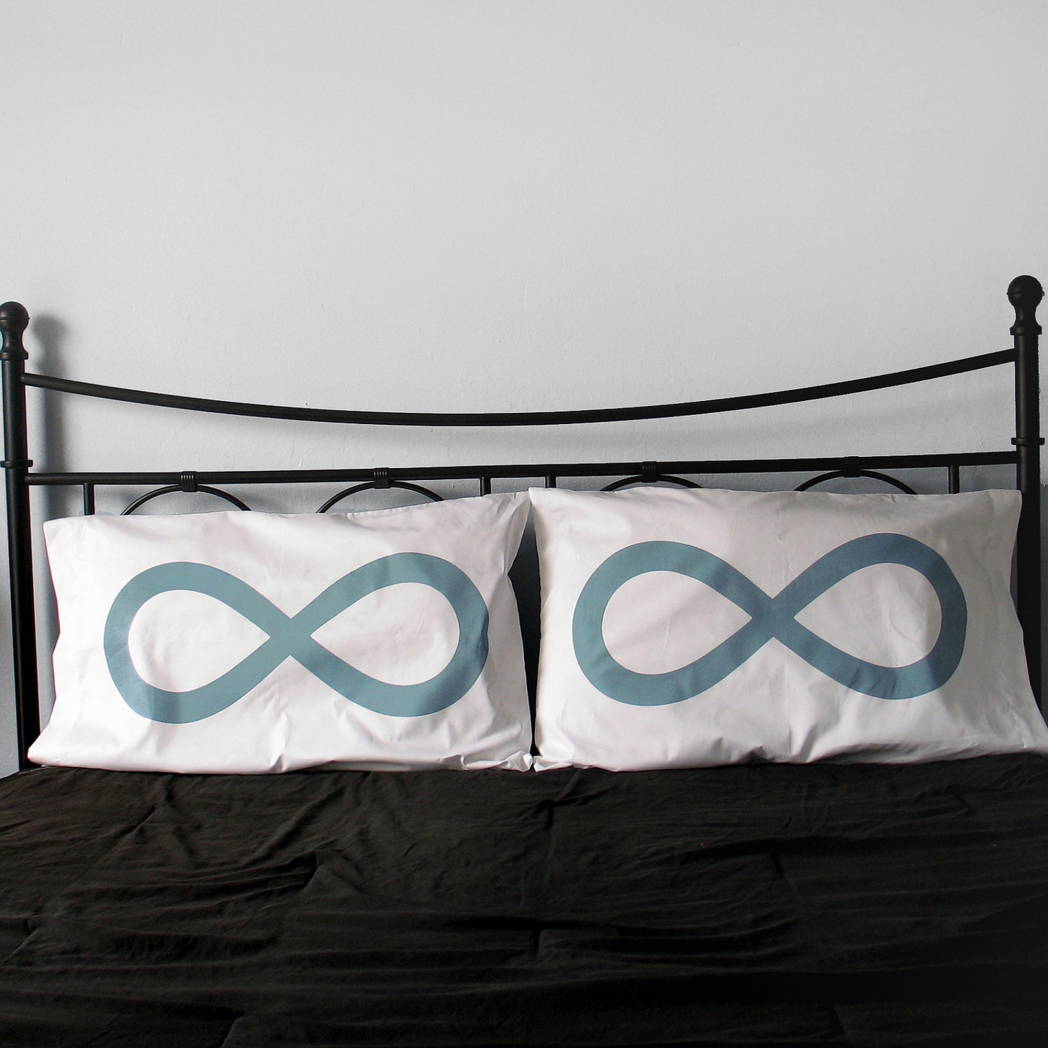 Wedding Gift : His and Hers Infinity Pillow cases in blue, Queen bedding 300TC / home decor, pillowcase