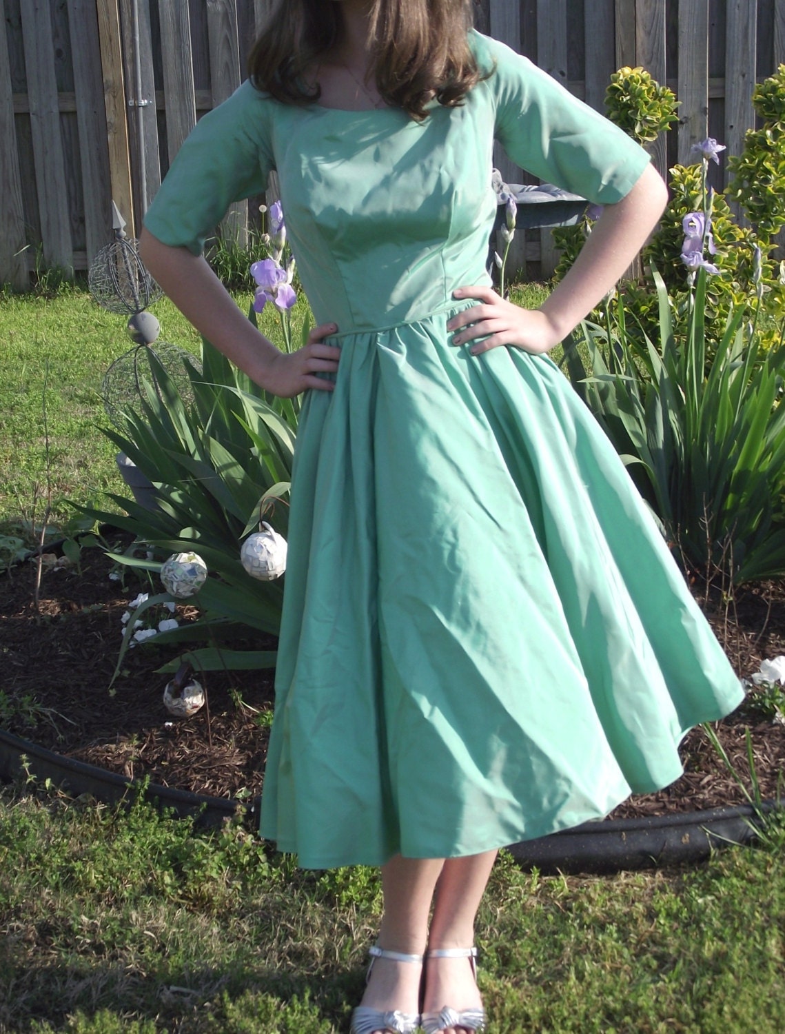 Vintage 1950s Party Dress -33 Bust - Green Taffeta