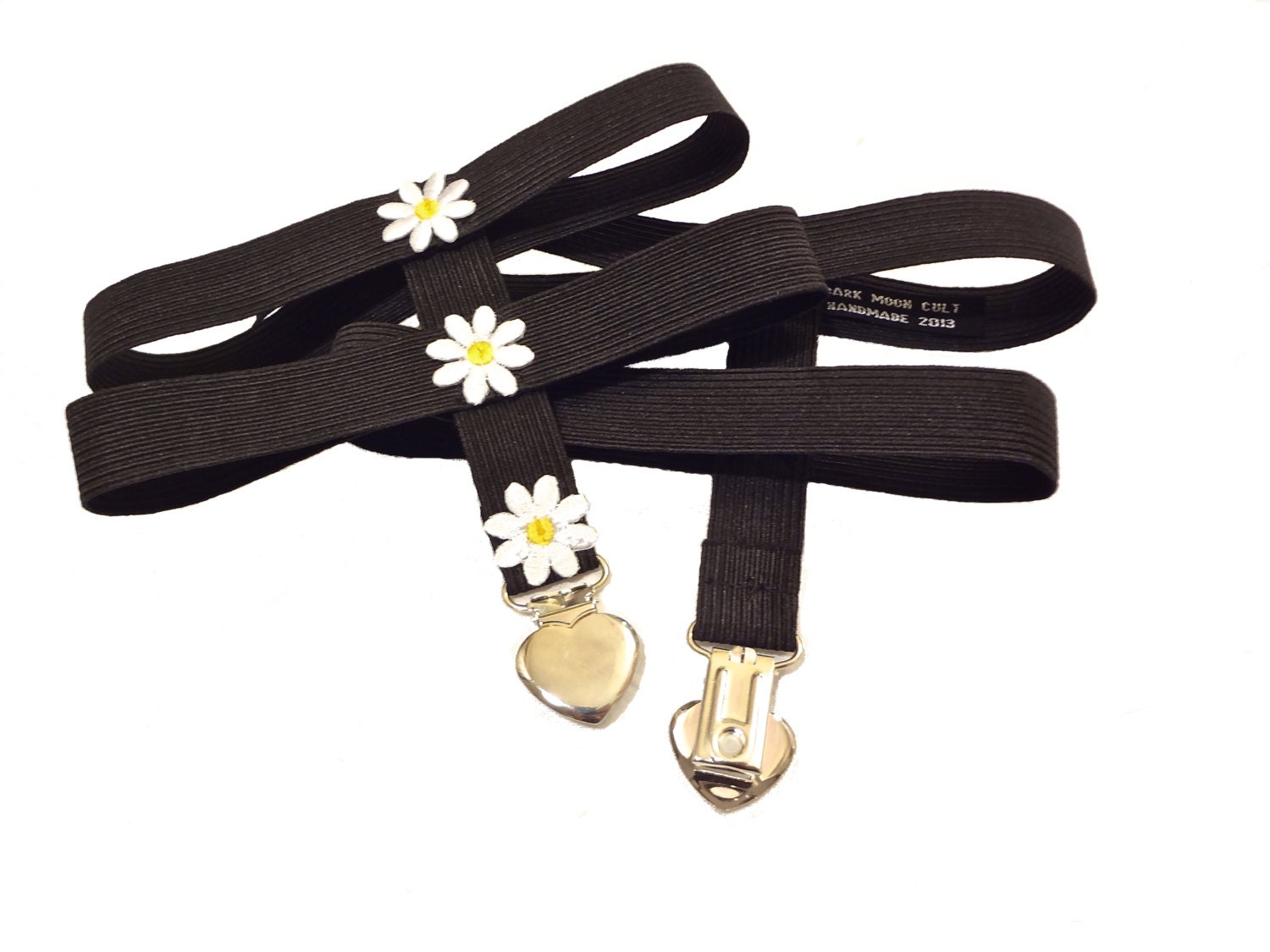The Daisy Chain Leg Garter