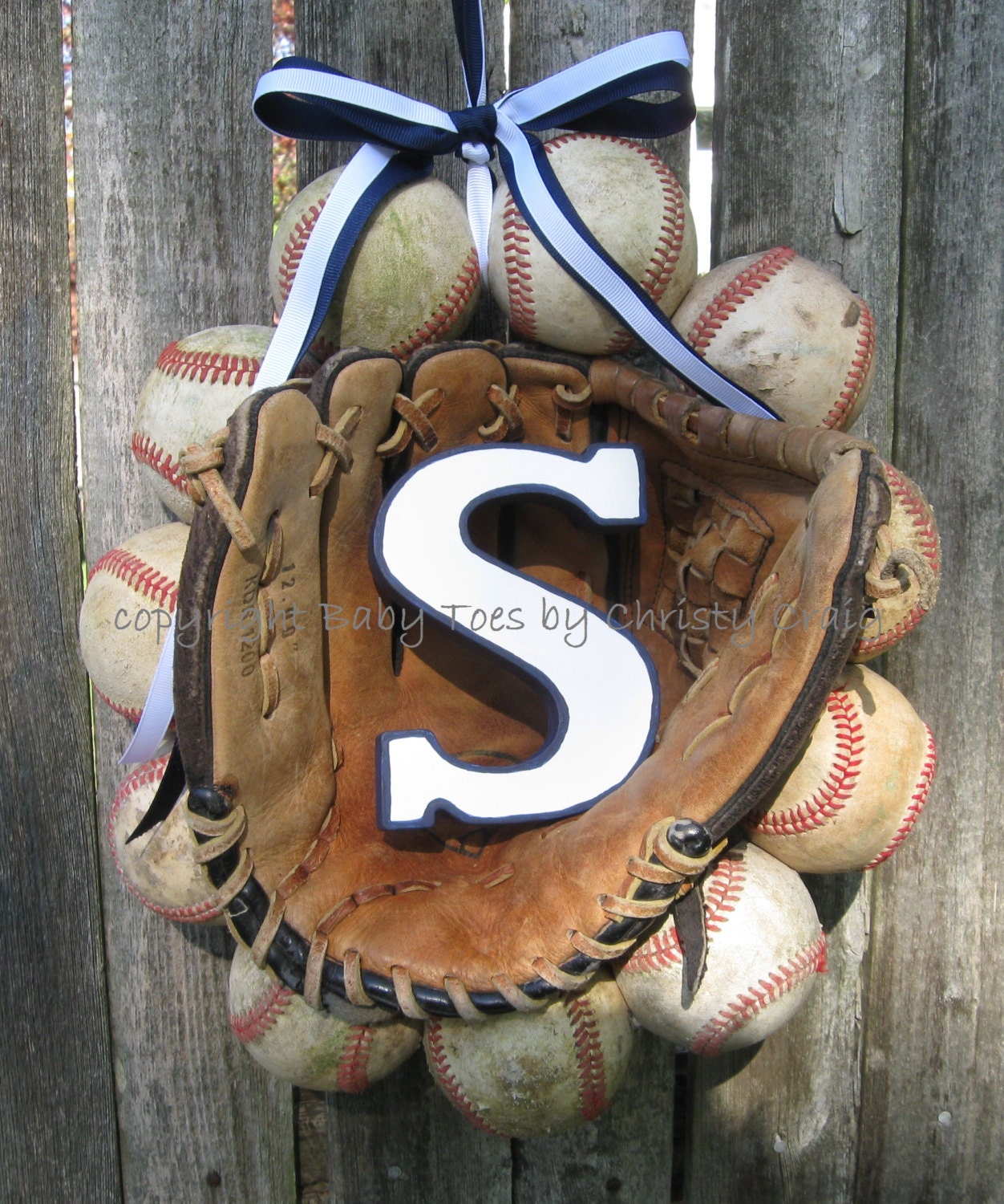 Baseball Love Wreath - With Glove and Letter