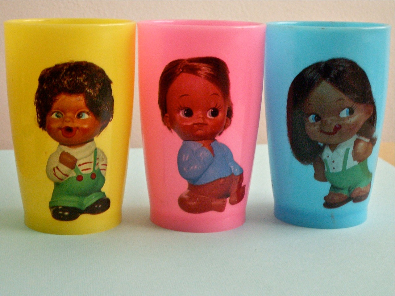 Vintage Cute Retro Mascot Dolly Tumblirs Cups Set of 3 Unused New