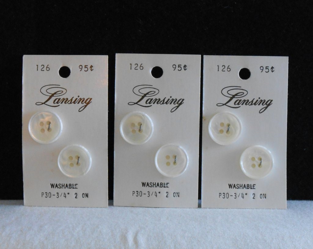 Vintage Buttons, Carded, Mother of Pearl Size 3/4" Estate Find of 3 Cards With 2 Buttons by Lansing 126 Lot 133