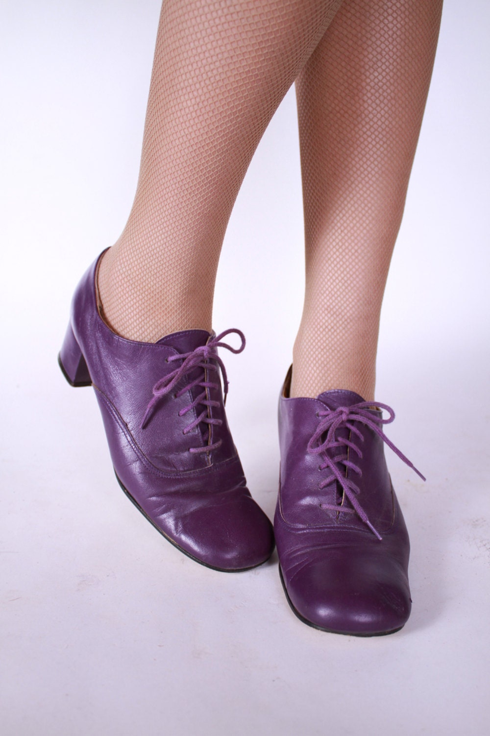 Vintage 1970s Shoes - Purple Grape Leather Lace Up Oxfords