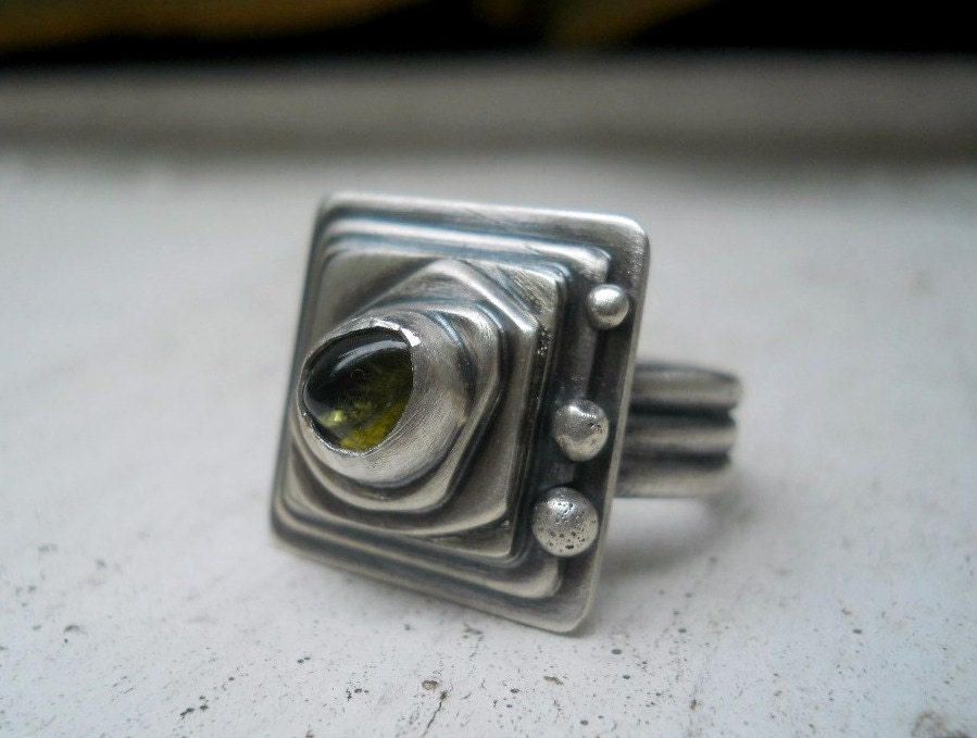 rough peridot ring, sterling silver , size 7.75 cocktail ring, chunky ring, rustic, green