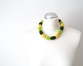 crochet sunny, happy bead nursing necklace, oval shaped beads, in yellow, dark and bright green, gift for her, tribal style