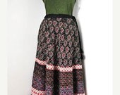 vintage 1990s bohemian ETHNIC batik hippie festival skirt medium