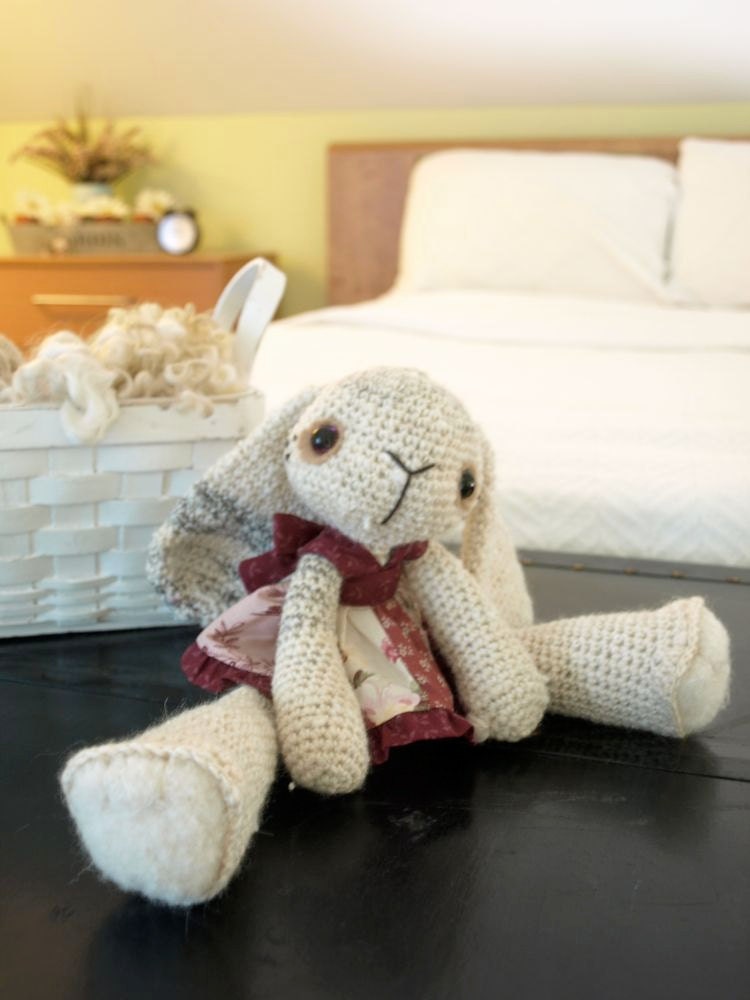 Élodie: the handmade amigurumi bunny