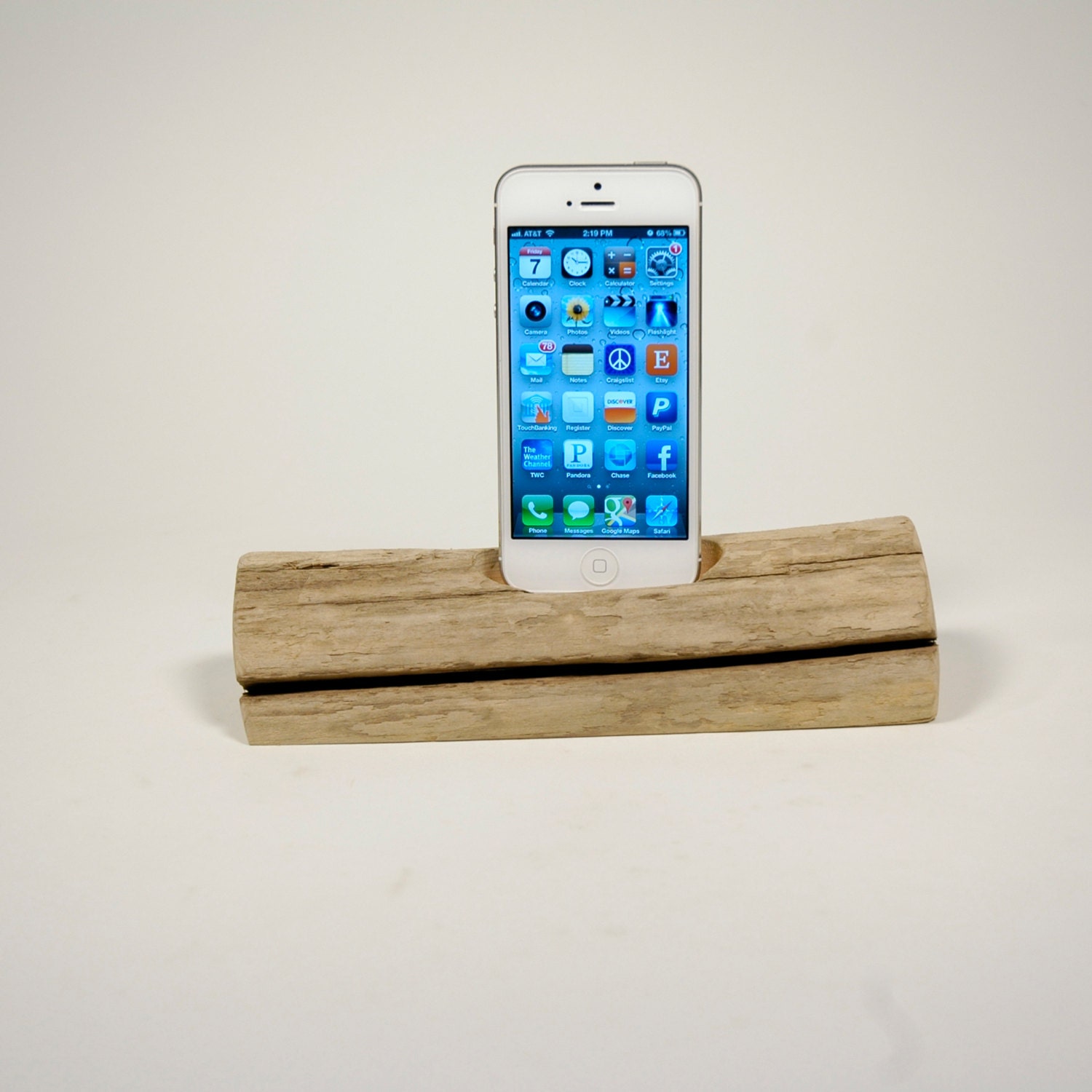 Driftwood iPhone iDock for iPhone 5