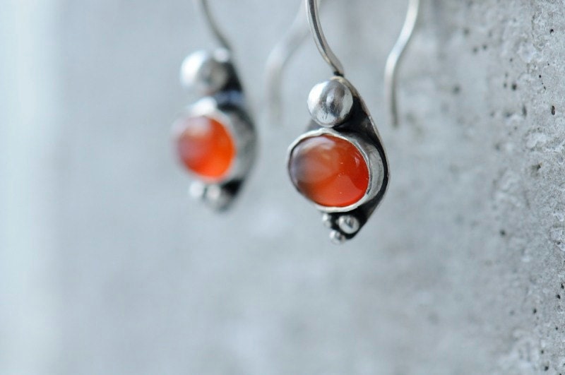 Carnelian silver earrings. Orange stone sterling silver earrings.