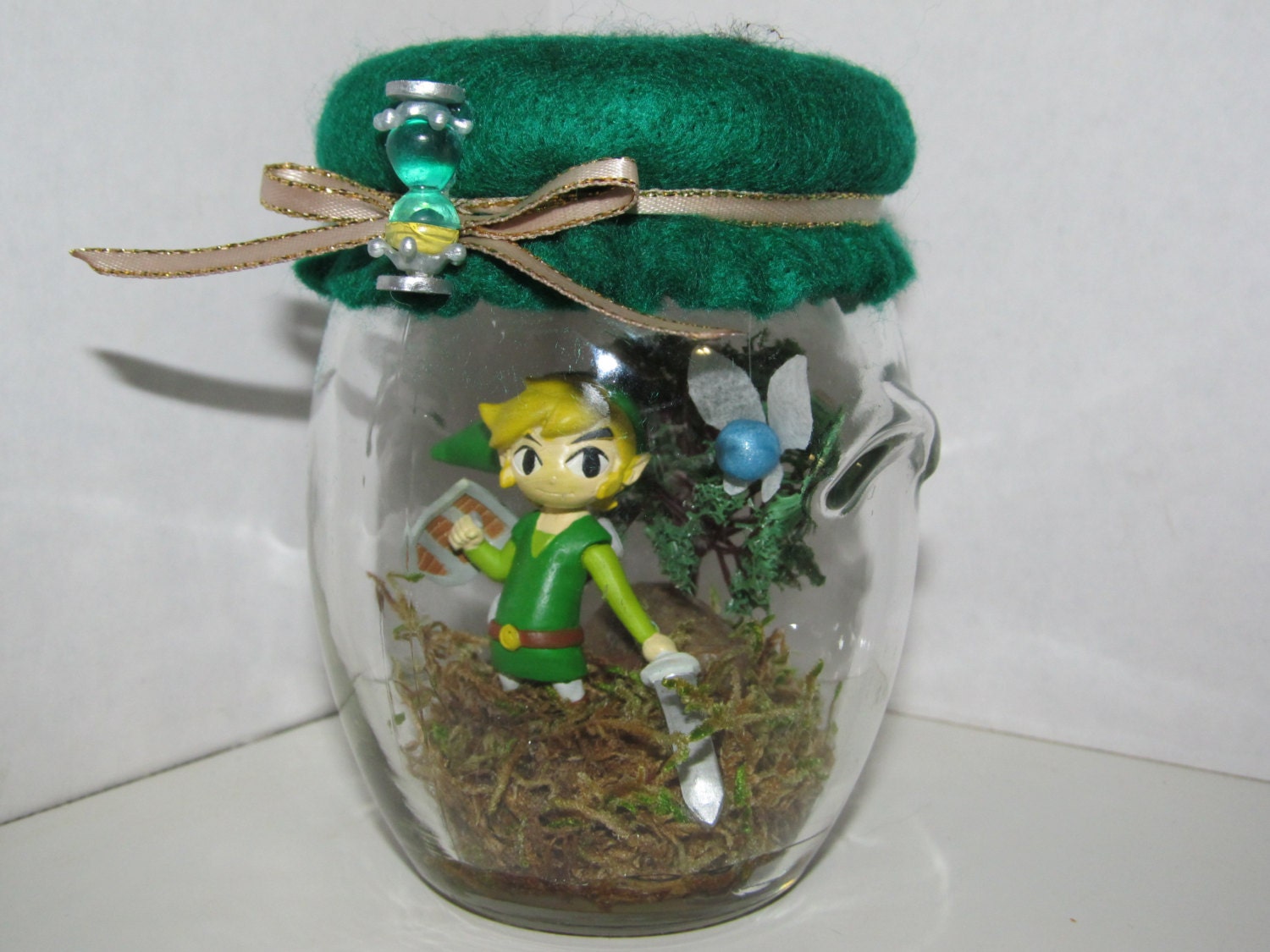 Link & Ciela the fairy Legend of Zelda Phantom Hourglass Jar Forest adventure scene SMALL diorama terrarirum