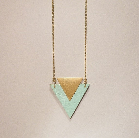 Mint Wooden Necklace