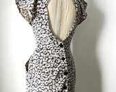 Vintage Cut Out Keyhole Back Floral High Neck Cheongsam Style Dress Button Down Back Pockets