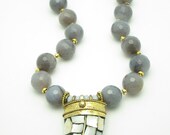GYPSY KING /Statement Necklace.Chunky.Grey.Agate.Pendant/