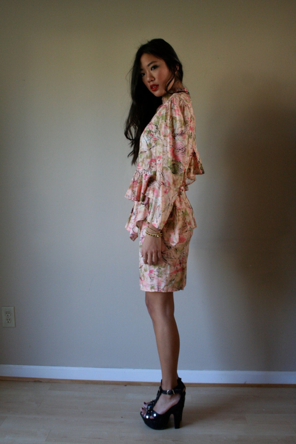 Crop Top Mini Skirt SET / Hi Lo Top / 80s Avant Garde Dress / Abstract Florals / Pink & Mint Green / Peplum / Size Small sm 0-2