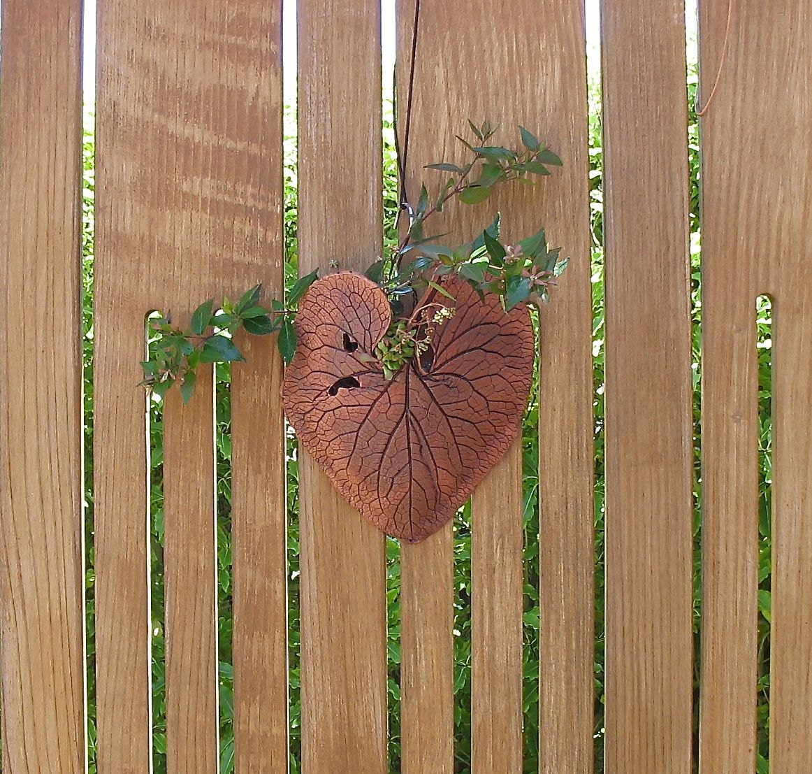 Large Clay Leaf Wall Pocket - Made with Real Forget-Me-Not Leaf - Flower Holder or Dried Arrangement