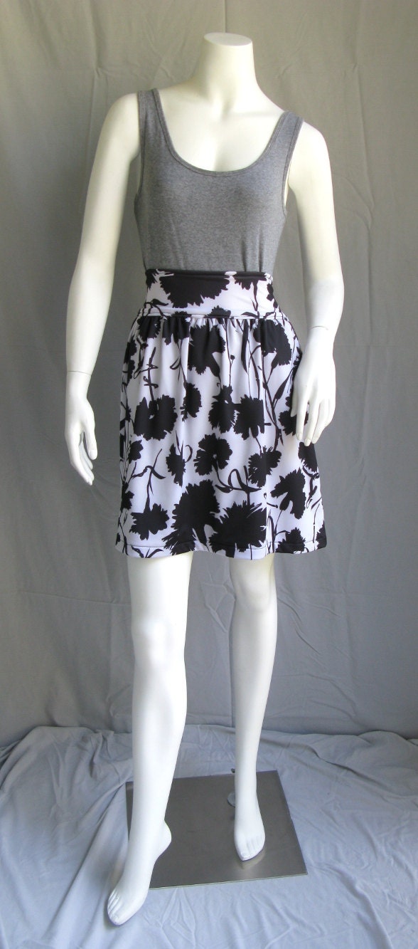 SAMPLE SALE: Black white floral flower print skirt