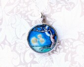 Le Magical Fireflies - hand painted necklace, summer twilight totem jewelry, small pendant, glow in the dark
