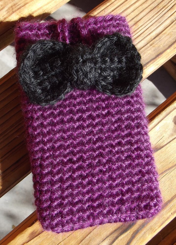 Crochet Passion Purple with Black Bow iPod iPhone Cozy Case