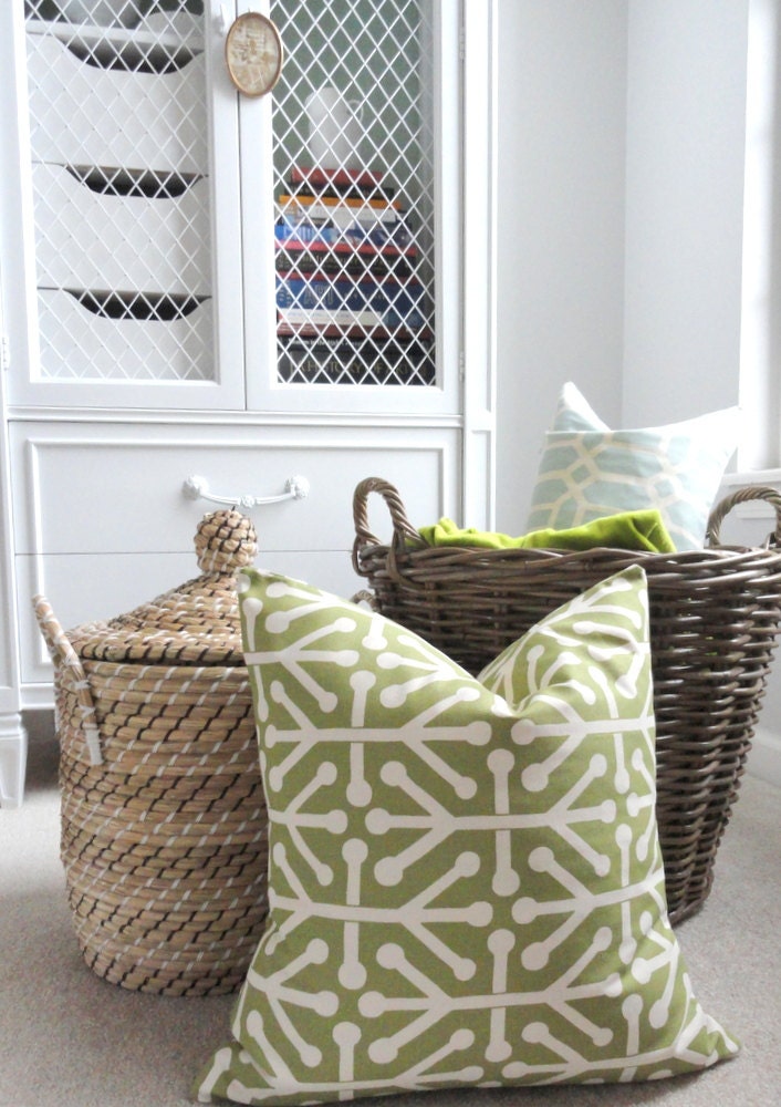 Aruba Felix Green and Natural  Pillow Cover - 18x18 - Throw Pillow - Pillow Cover - Green - Natural