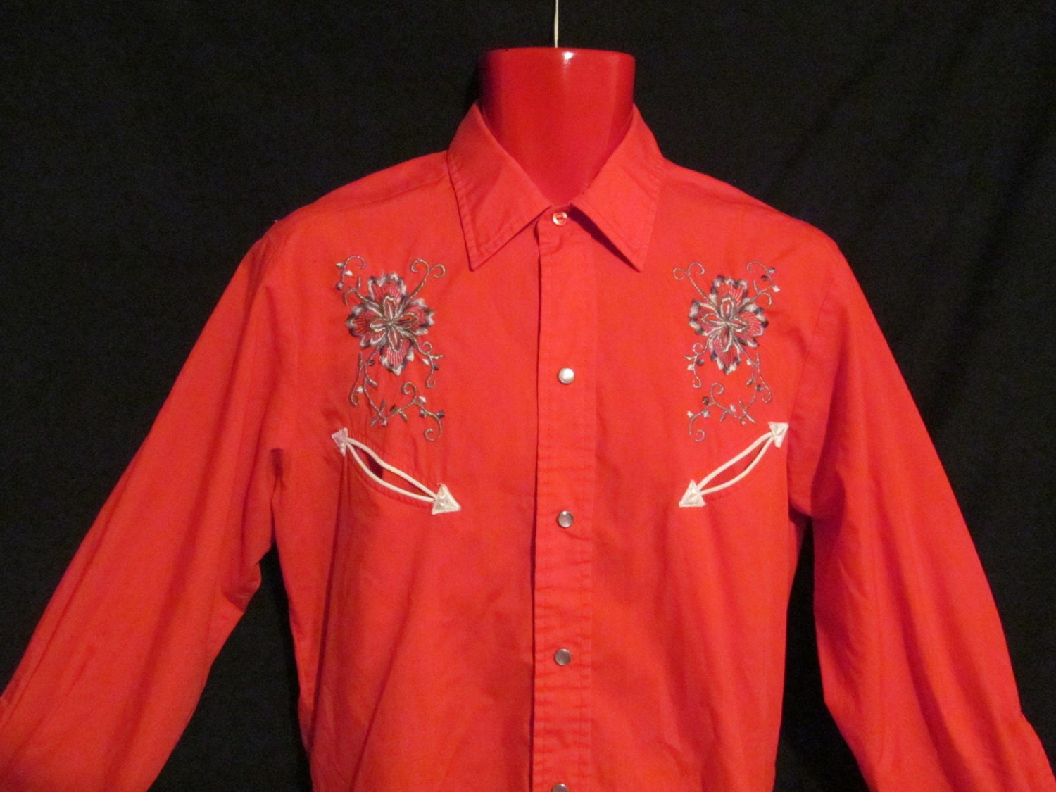 M - Vintage 60's 70's H BAR C western cowboy cherry red silver grey white embroidered flowers arrows shirt