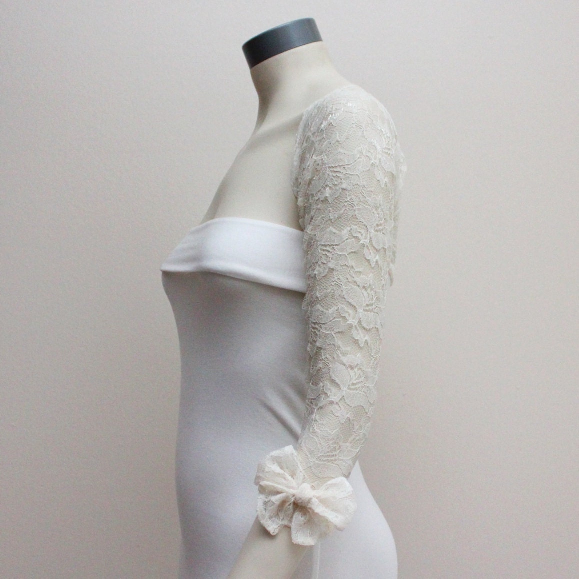Bow Chic Ivory Lace Wedding Shrug Bridal Shrug Lace Wedding Shrug