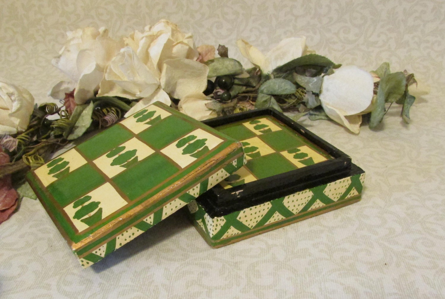 Square Lacquer Coasters Box