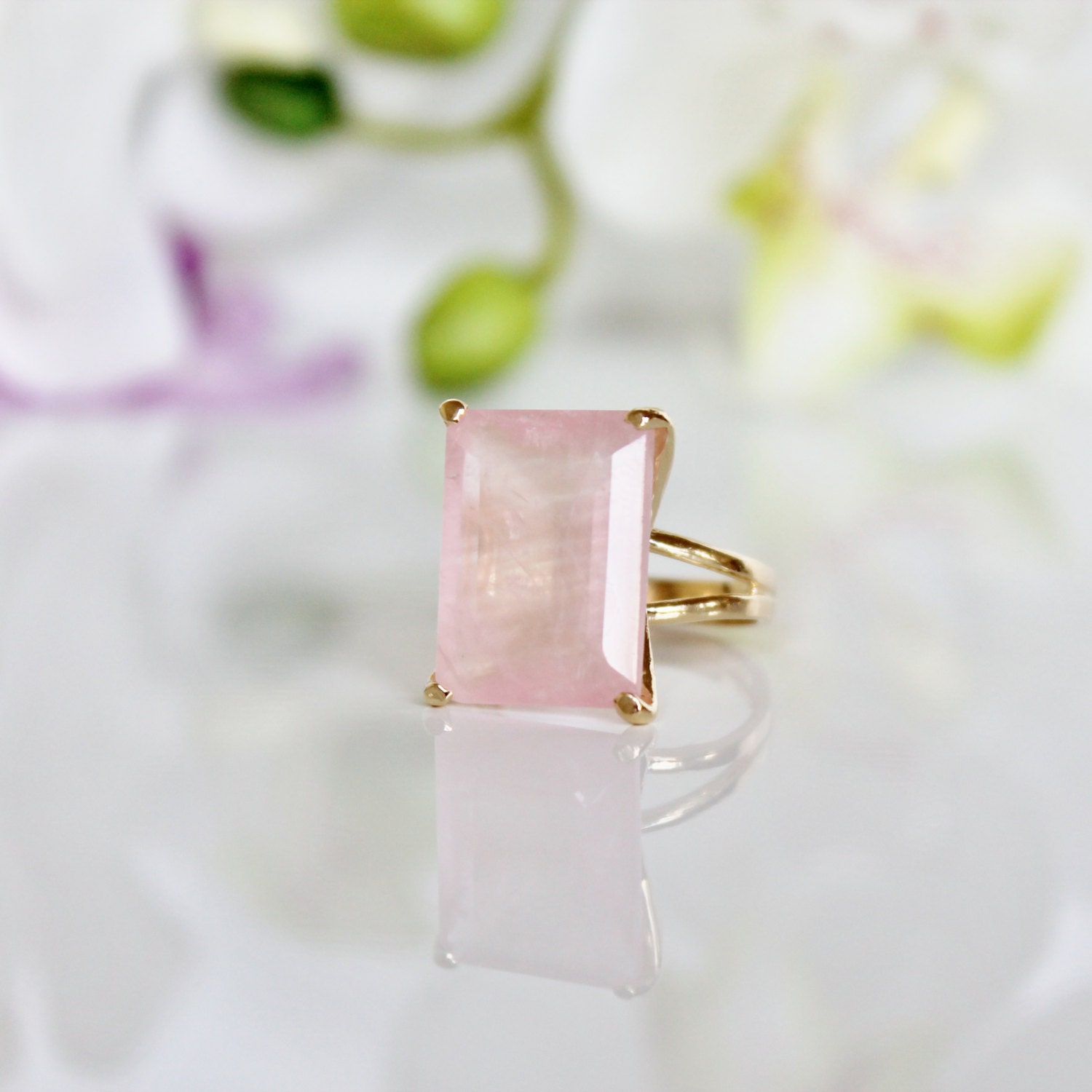 gold statement ring,rectangle ring,gold ring,rose quartz ring,feminine jewelry,large ring,vintage ring