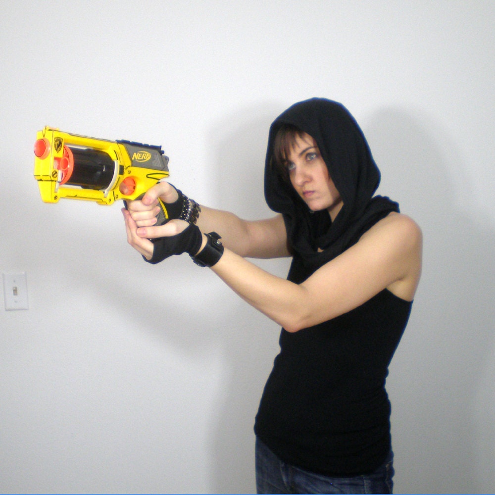 Rogue hooded scarf