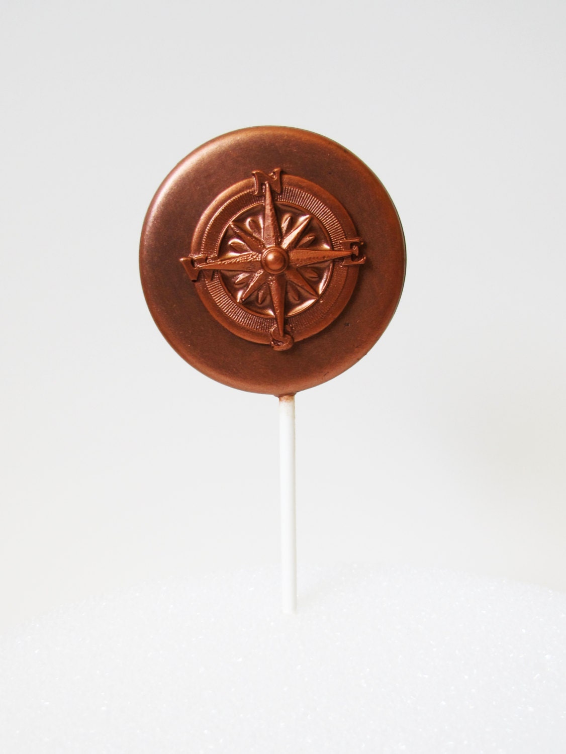 6 Chocolate Lollipops: Rustic Compass