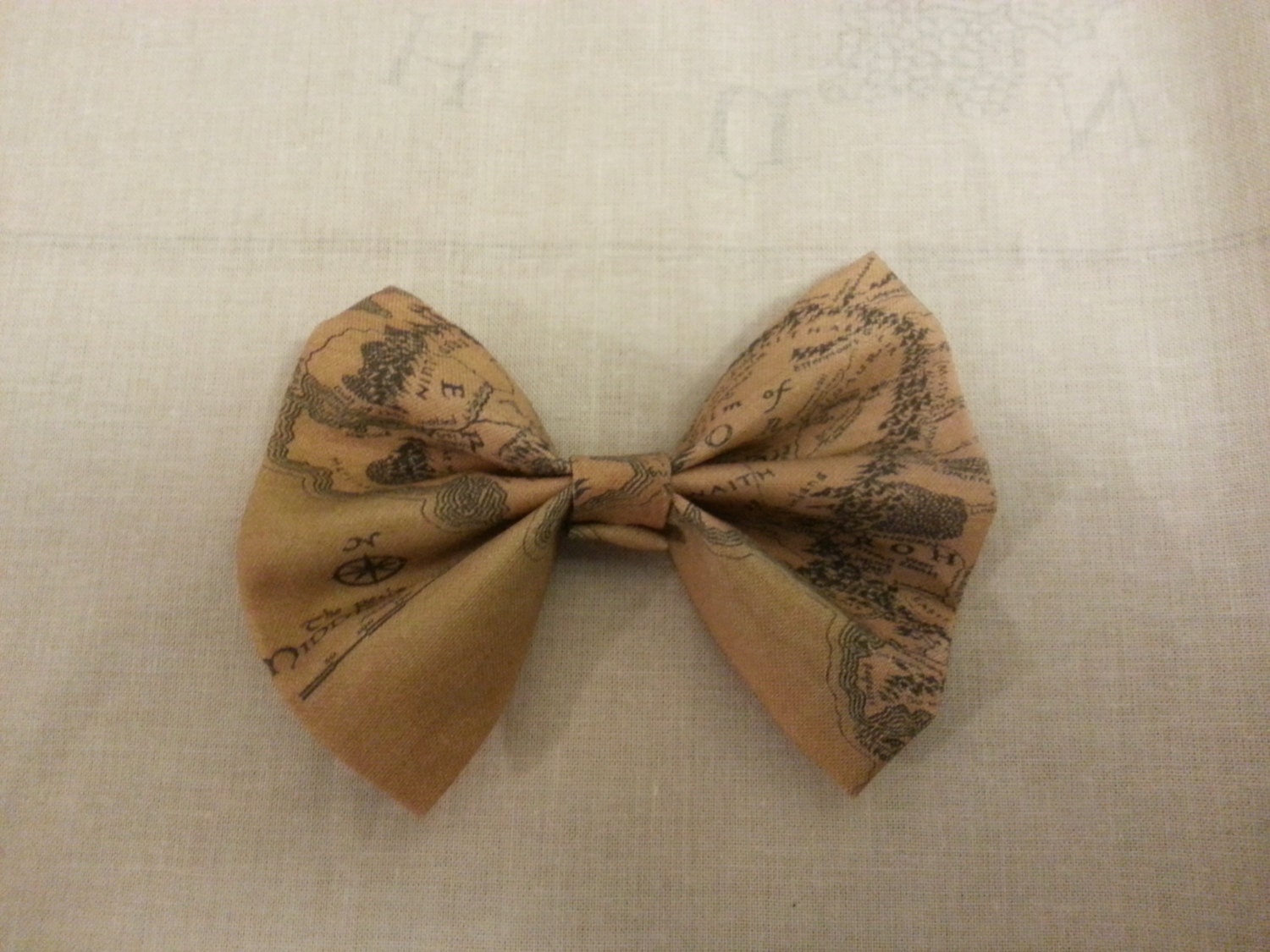 Lord of the Rings inspired bow (hair bow or bow tie) - map of Middle Earth - made to order