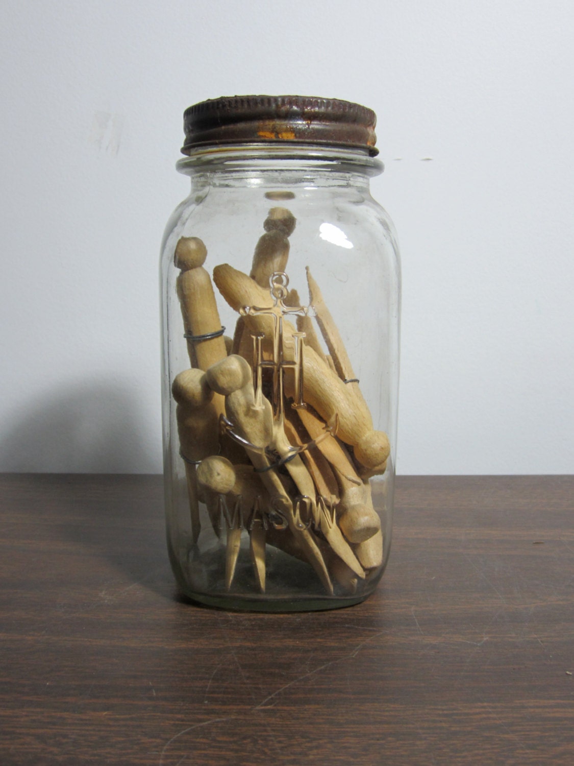 Vintage Jar 'O Clothespins