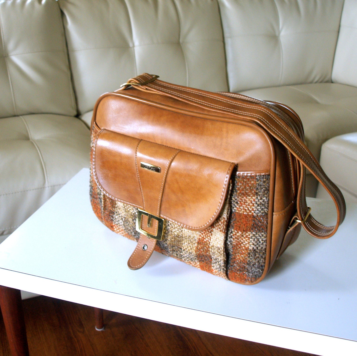 Caramel Brown Faux Leather Hipster 60s CARRY ON LUGGAGE Vintage Plaid & Preppy Travel Organizer Weekend Overnight Bag Shoulder Strap