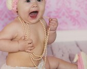 Crochet Baby Hat and Booties Set - Sweet and Fashionable Hat and Booties